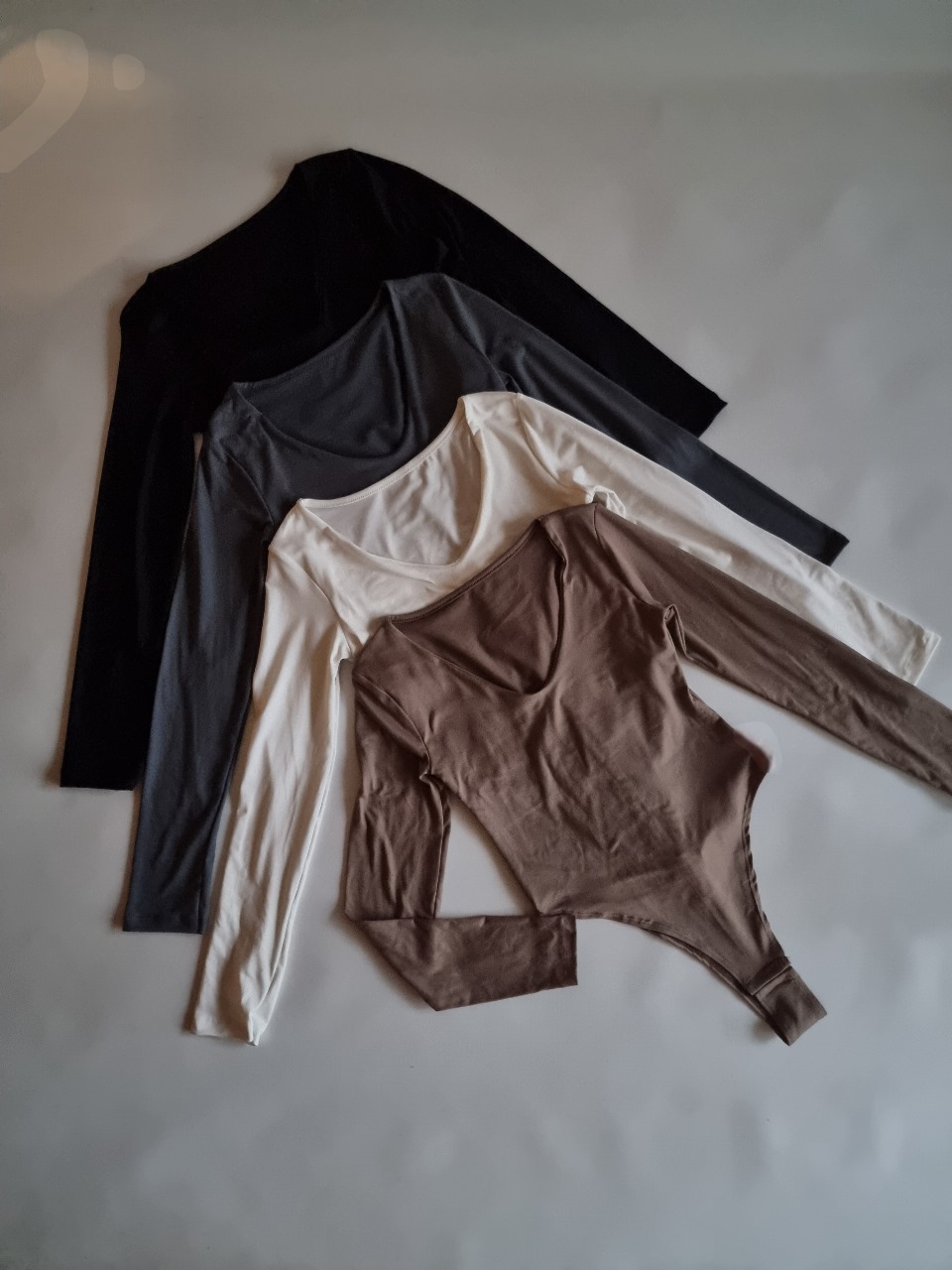 BODY M-L CUELLO V