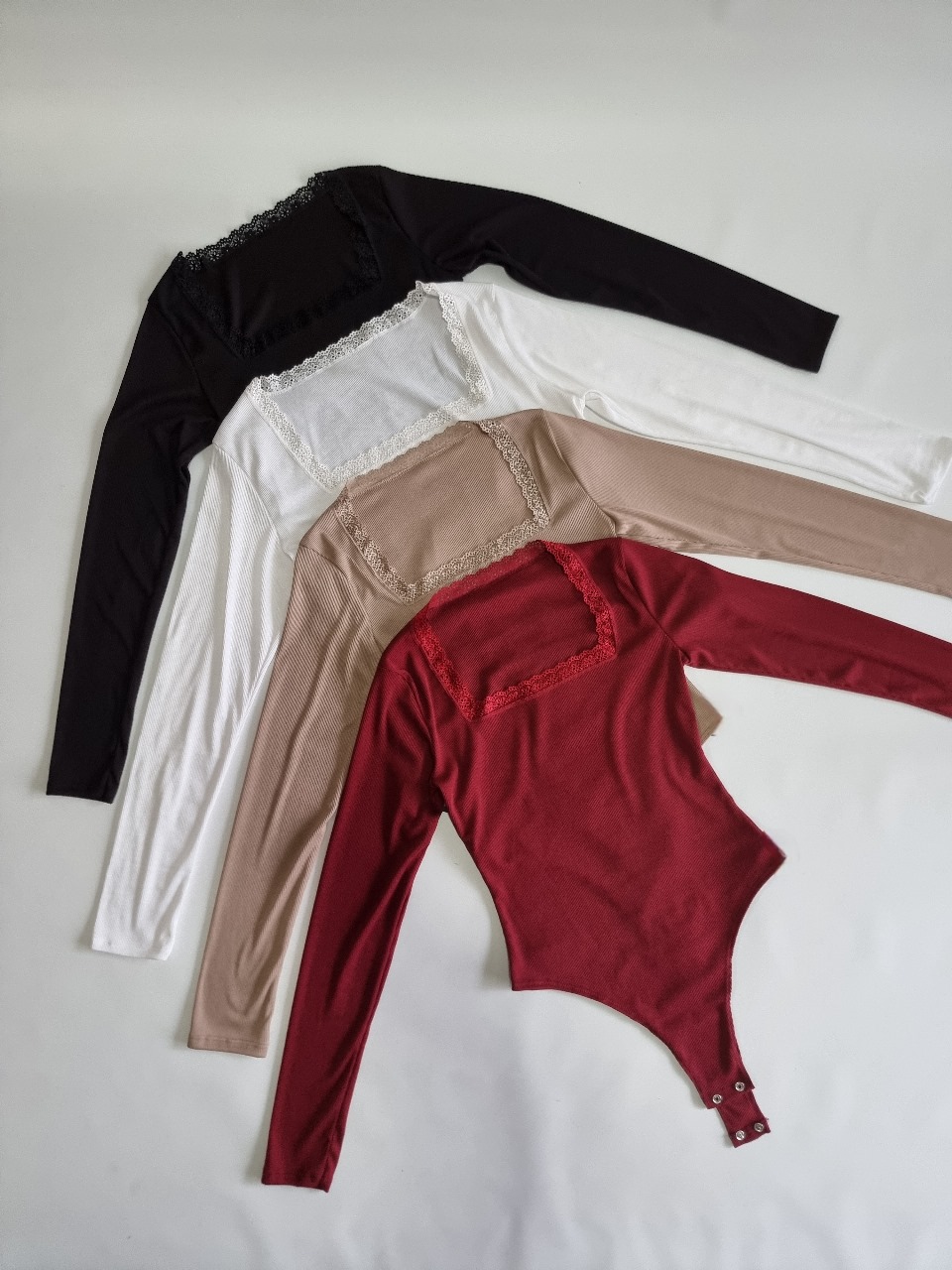BODY M-L PUNTILLA 2, 4
