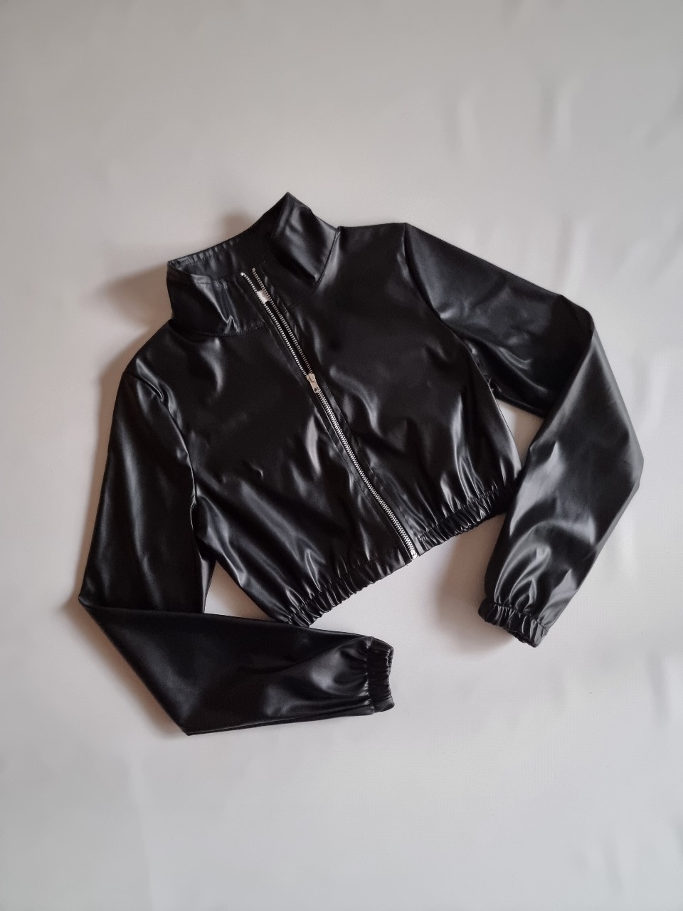 CAMPERA ENGOMADA CIERRE METAL