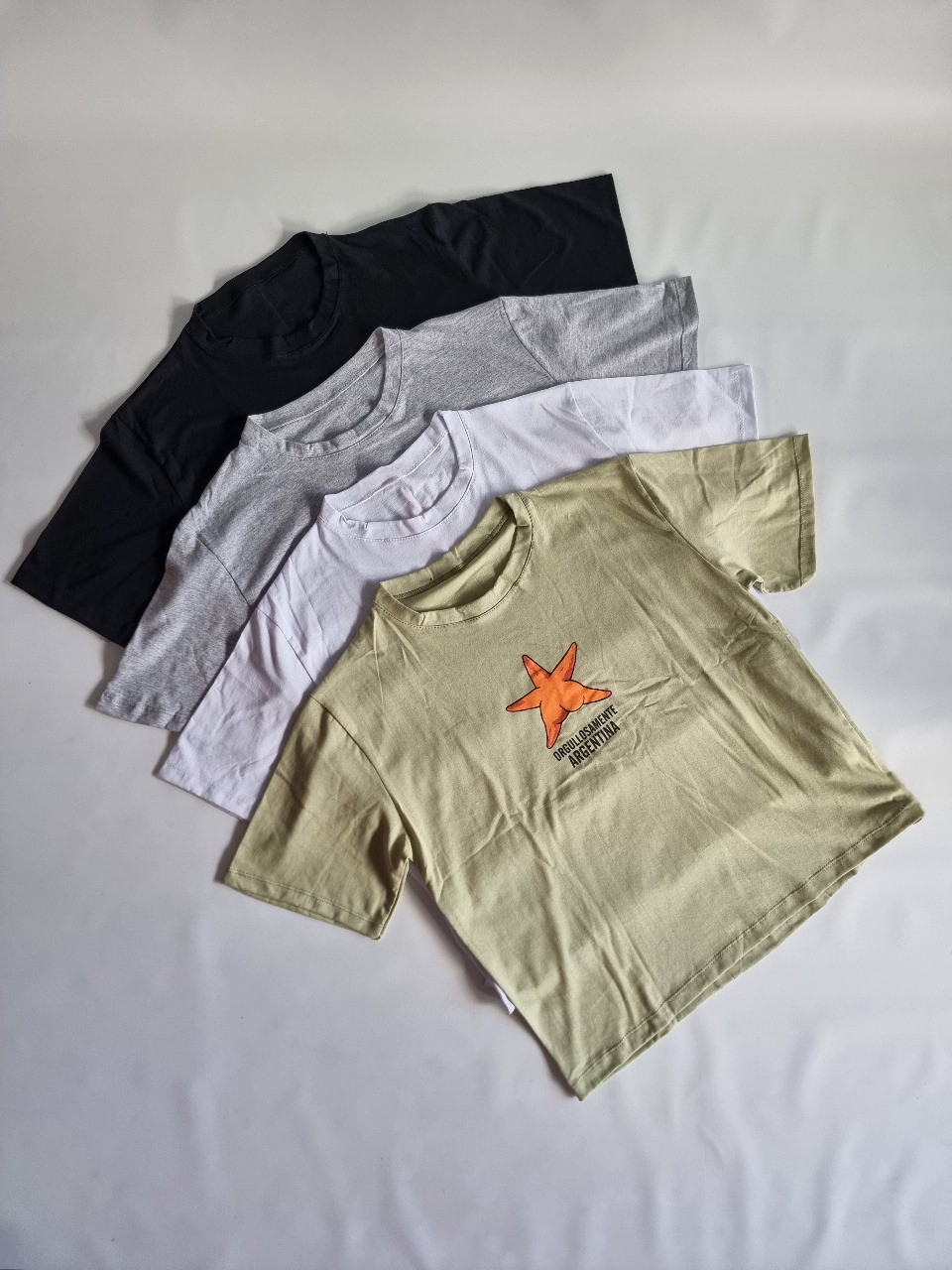 REMERA OVER ORGULLOSAMENTE