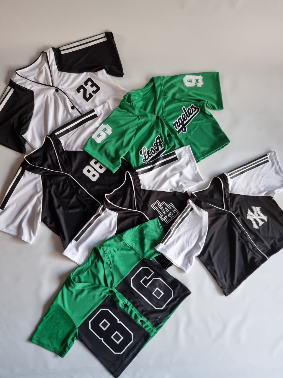 CAMISETA CROP