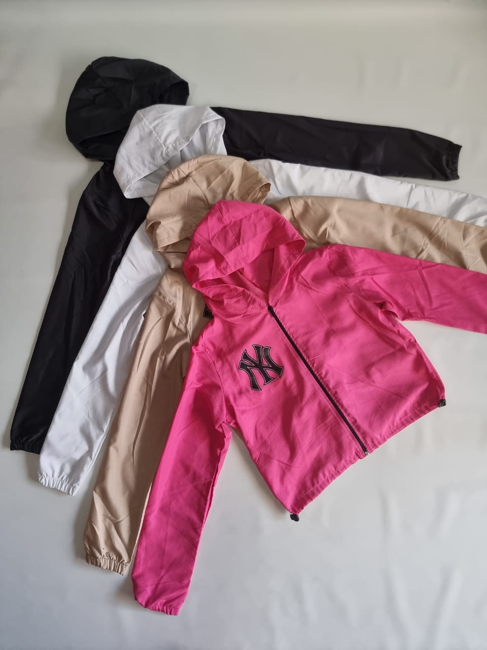 ROMPEVIENTO PRIMAVERA