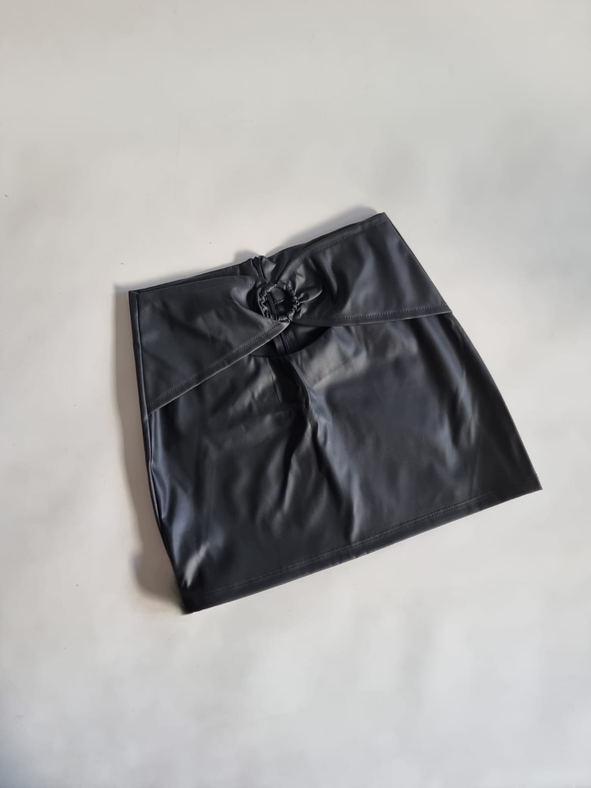 MINI ENGOMADO CON CIRCULO ADELANTE