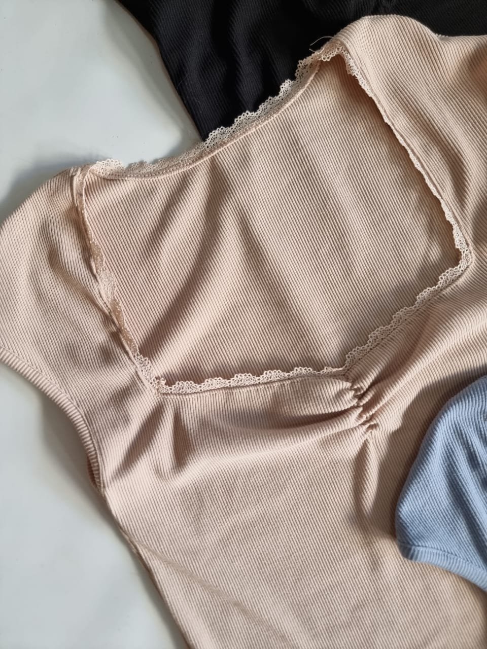 REMERA MANGA JAPONESA CON FRUNCIDO PUNTILLA - Image 5