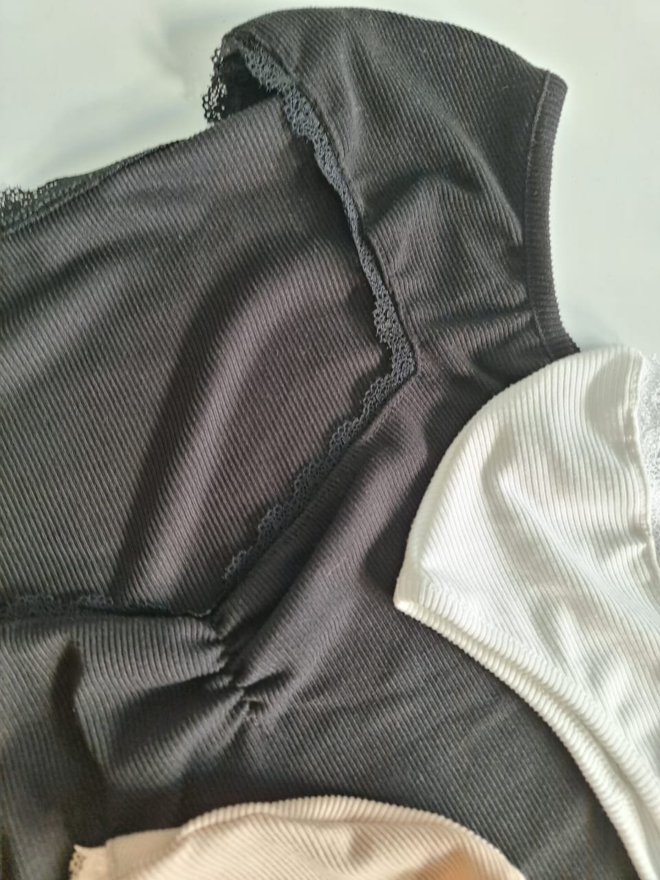 REMERA MANGA JAPONESA CON FRUNCIDO PUNTILLA - Image 7