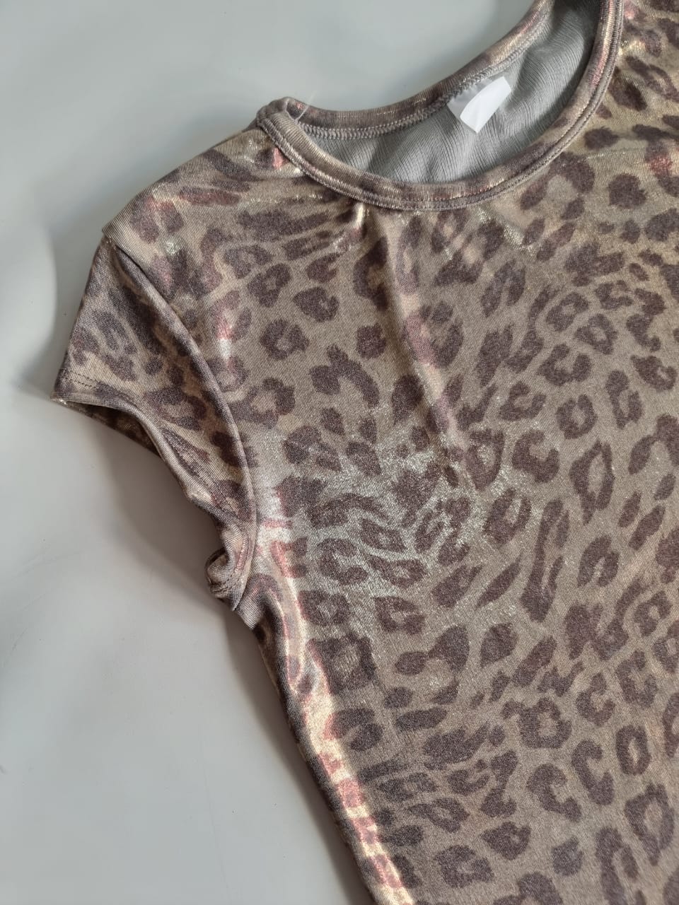 REMERA ANIMAL PRINT BRILLO - Image 3
