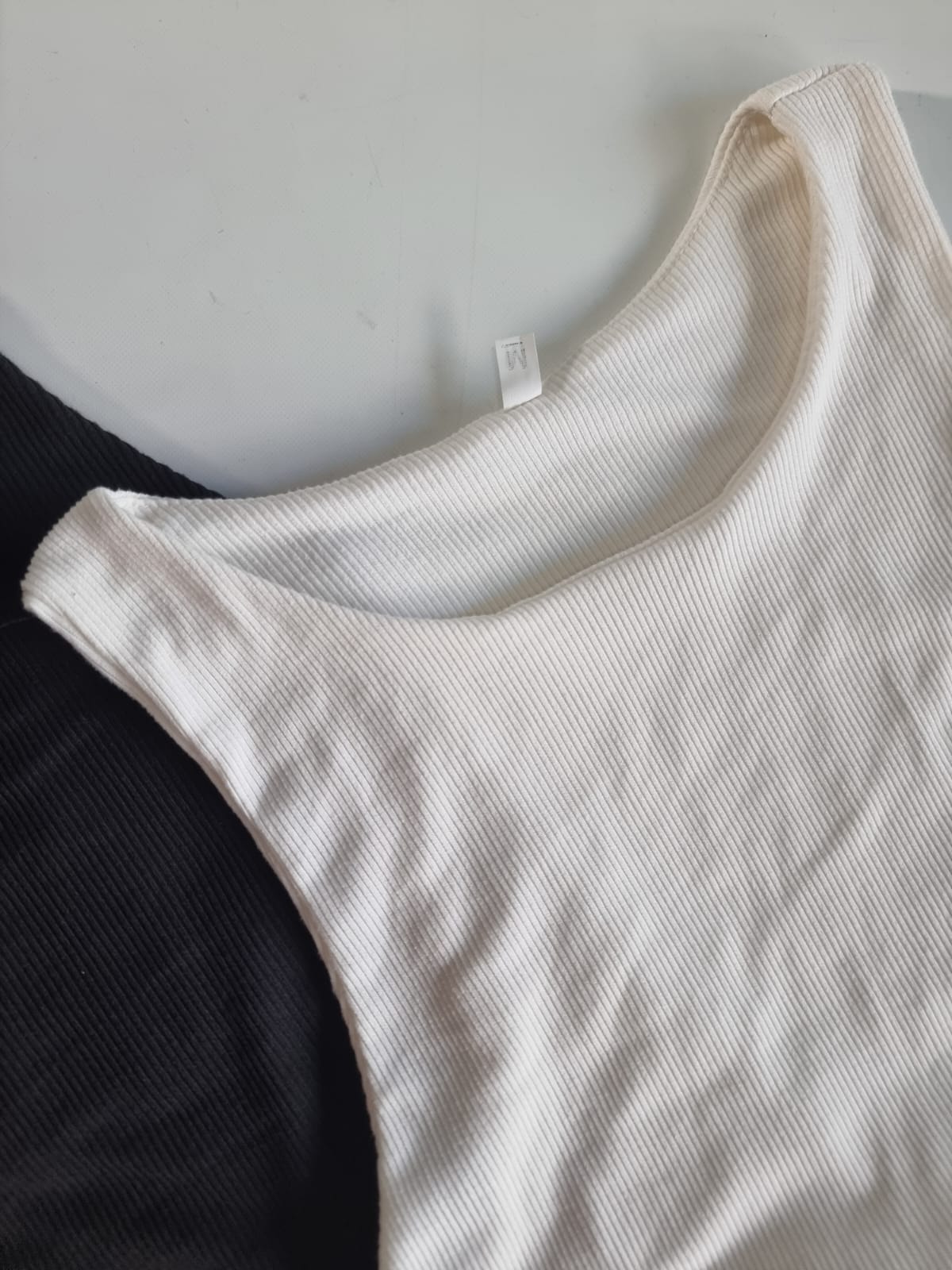 MUSCULOSA CUELLO AMERICANA - Image 4