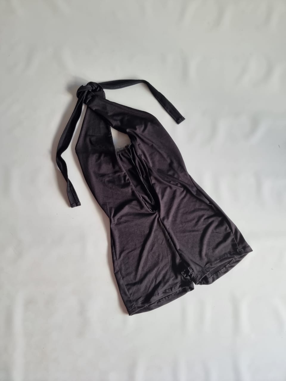 CATSUIT PECHO CRUZADO PARA ATAR EN EL CUELLO