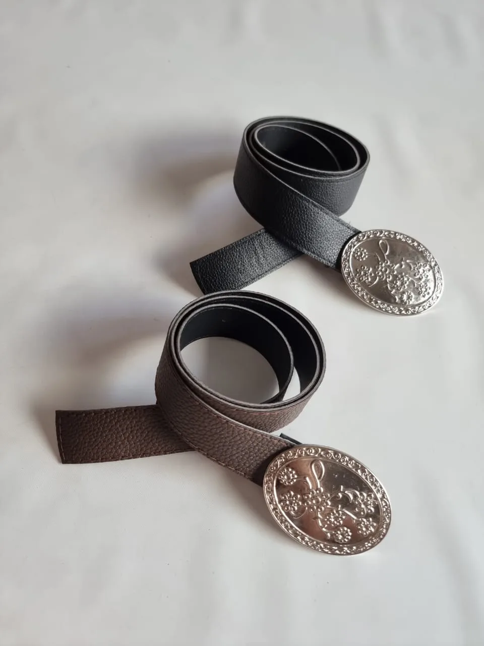 CINTURON PLATEADO FLOR