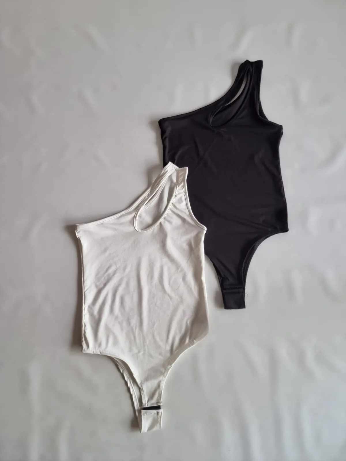 BODY 1 SOLO HOMBRO 1 GOTA