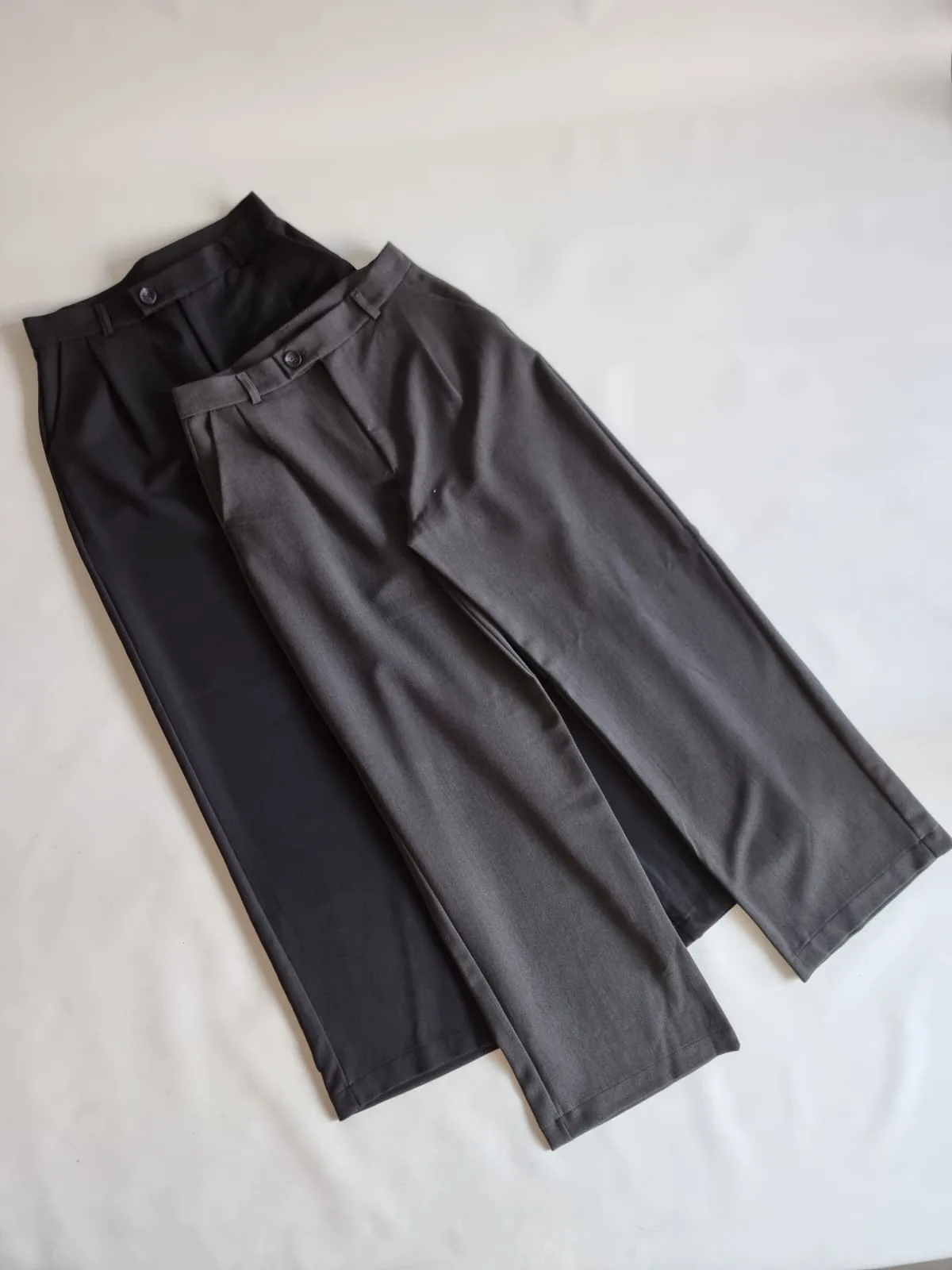 PANTALON VESTIR SASTRERO CON BOTÓN