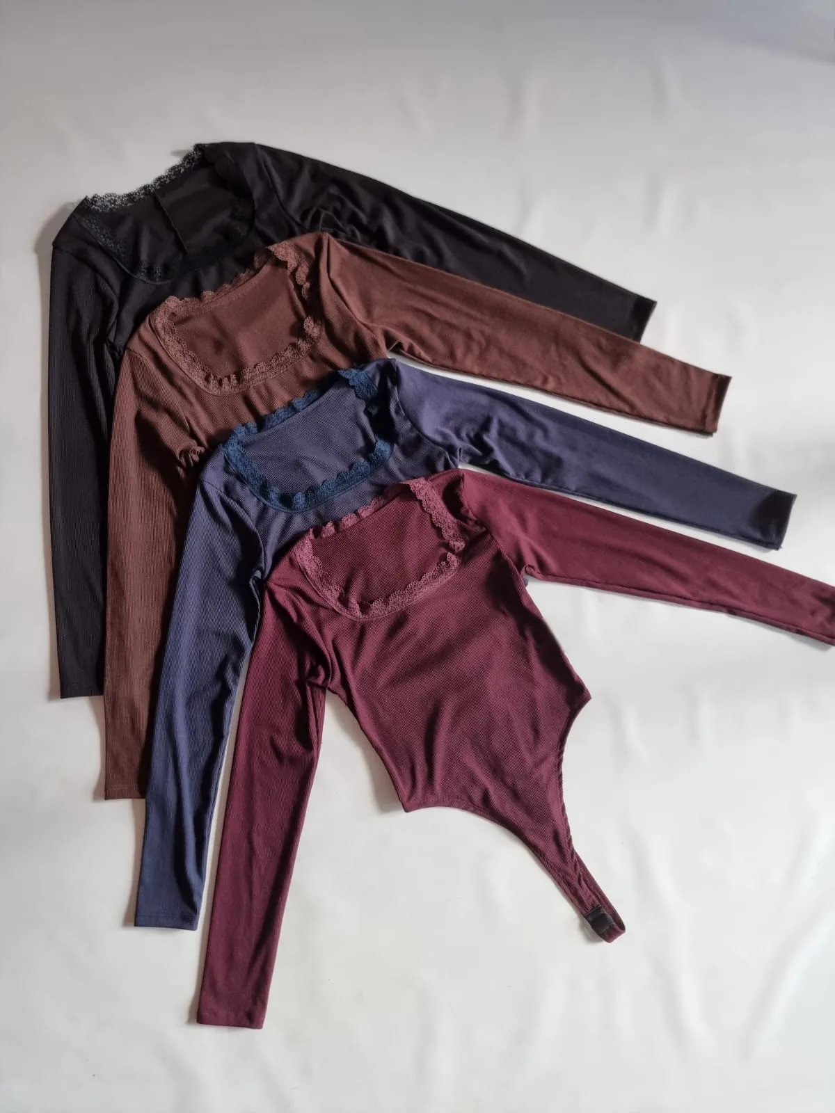 BODY CUELLO PUNTILLA MORLEY