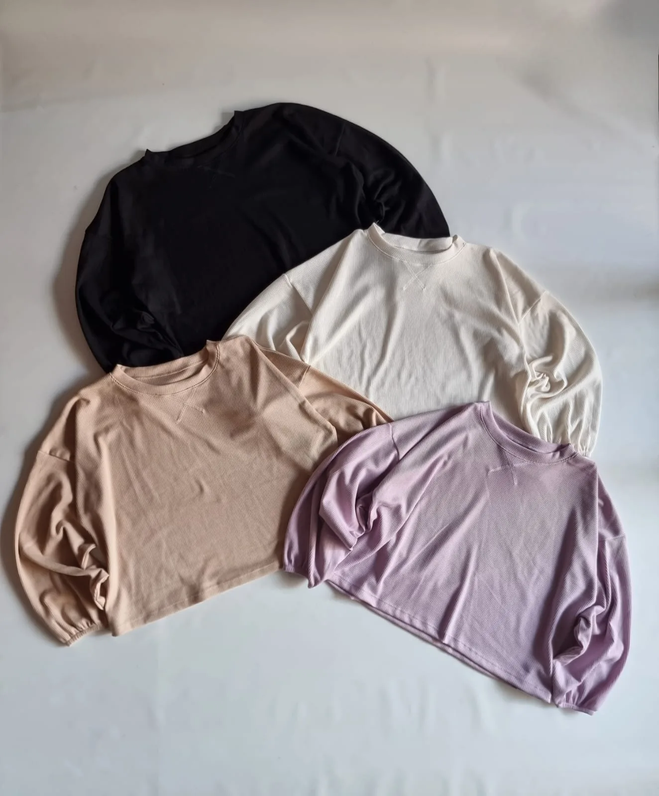 REMERA WHAFFLE MANGA GLOBO