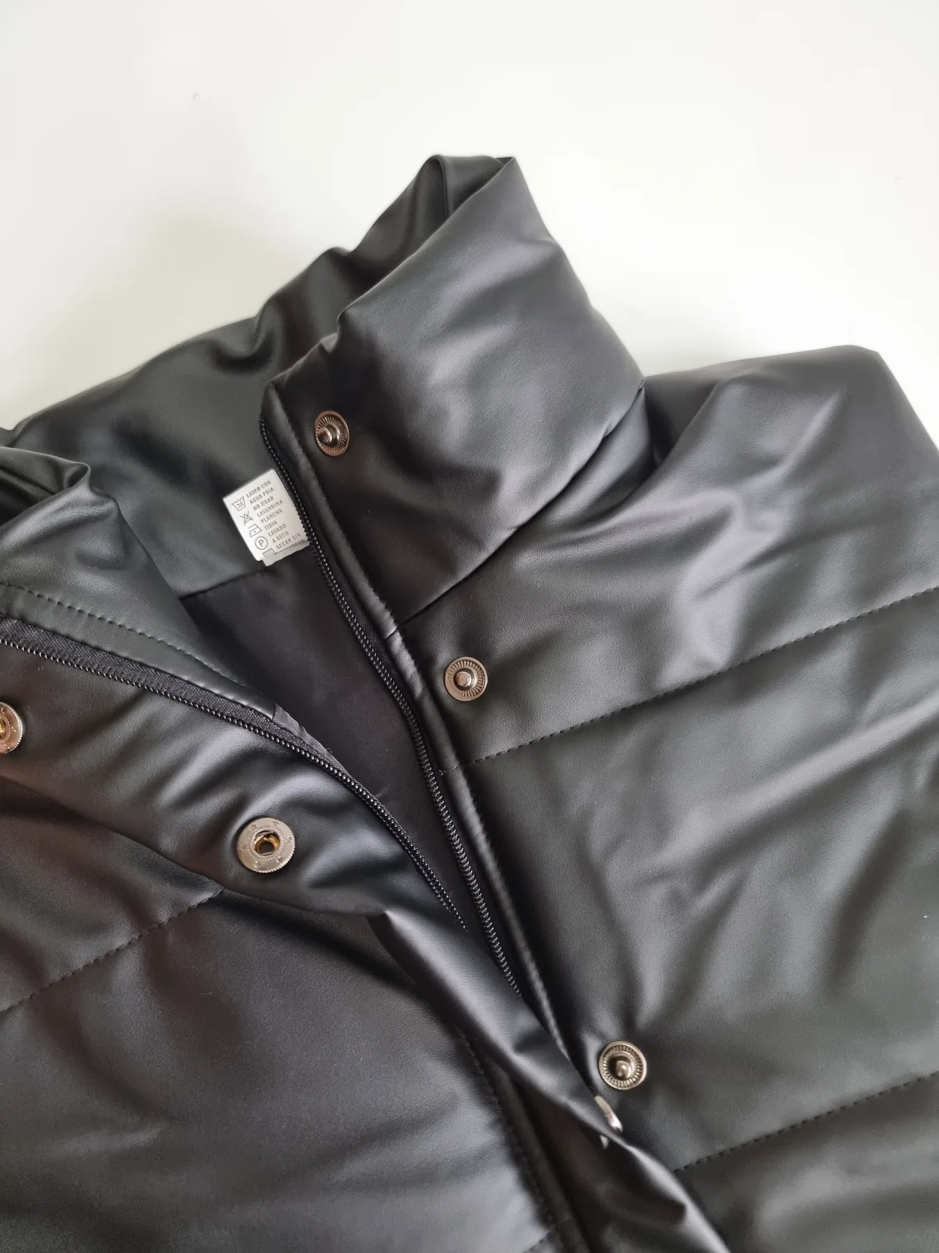 CHALECO ENGOMADO INFLABLE - Image 2