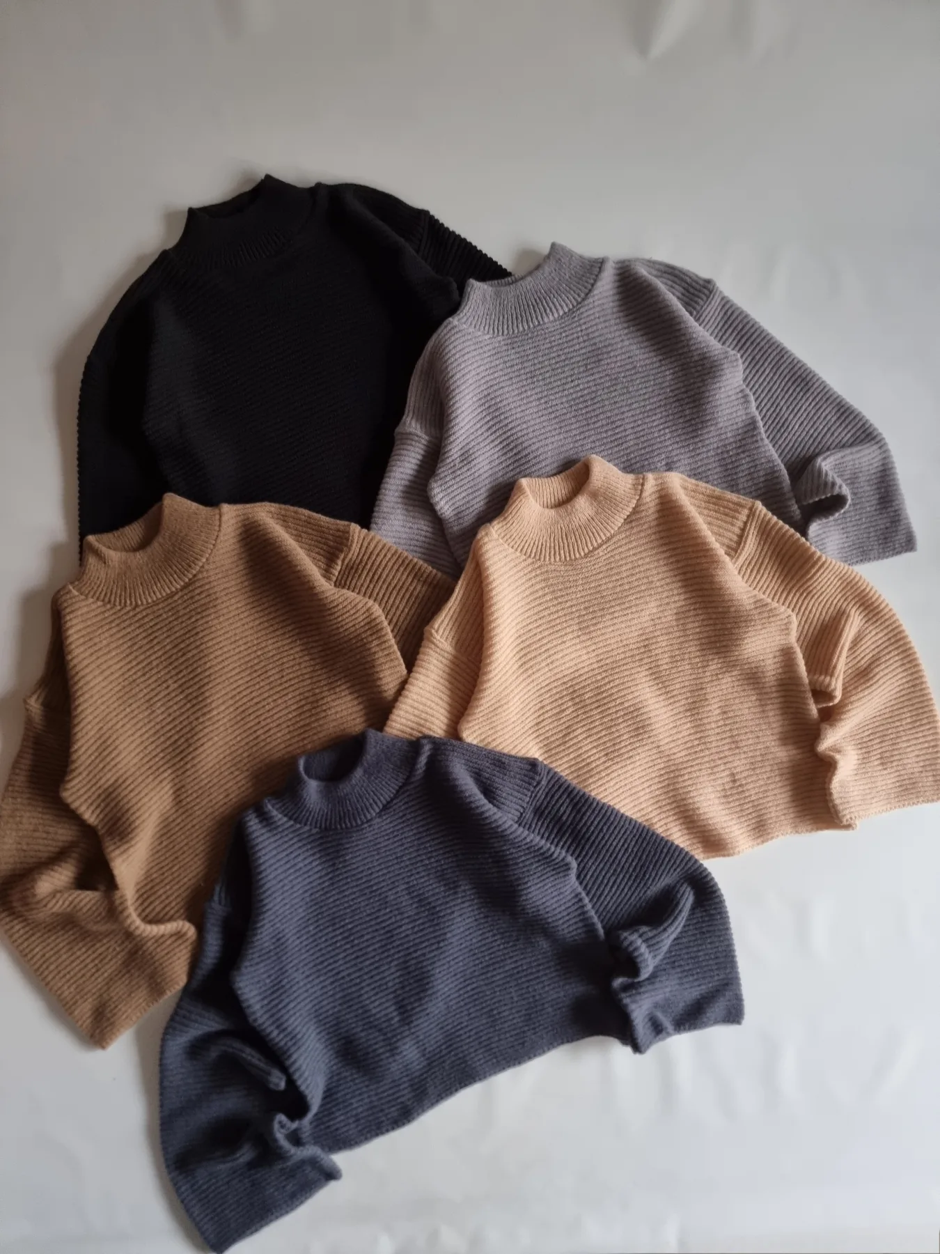 SWEATER MEDIA POLERA MANGA ANCHA