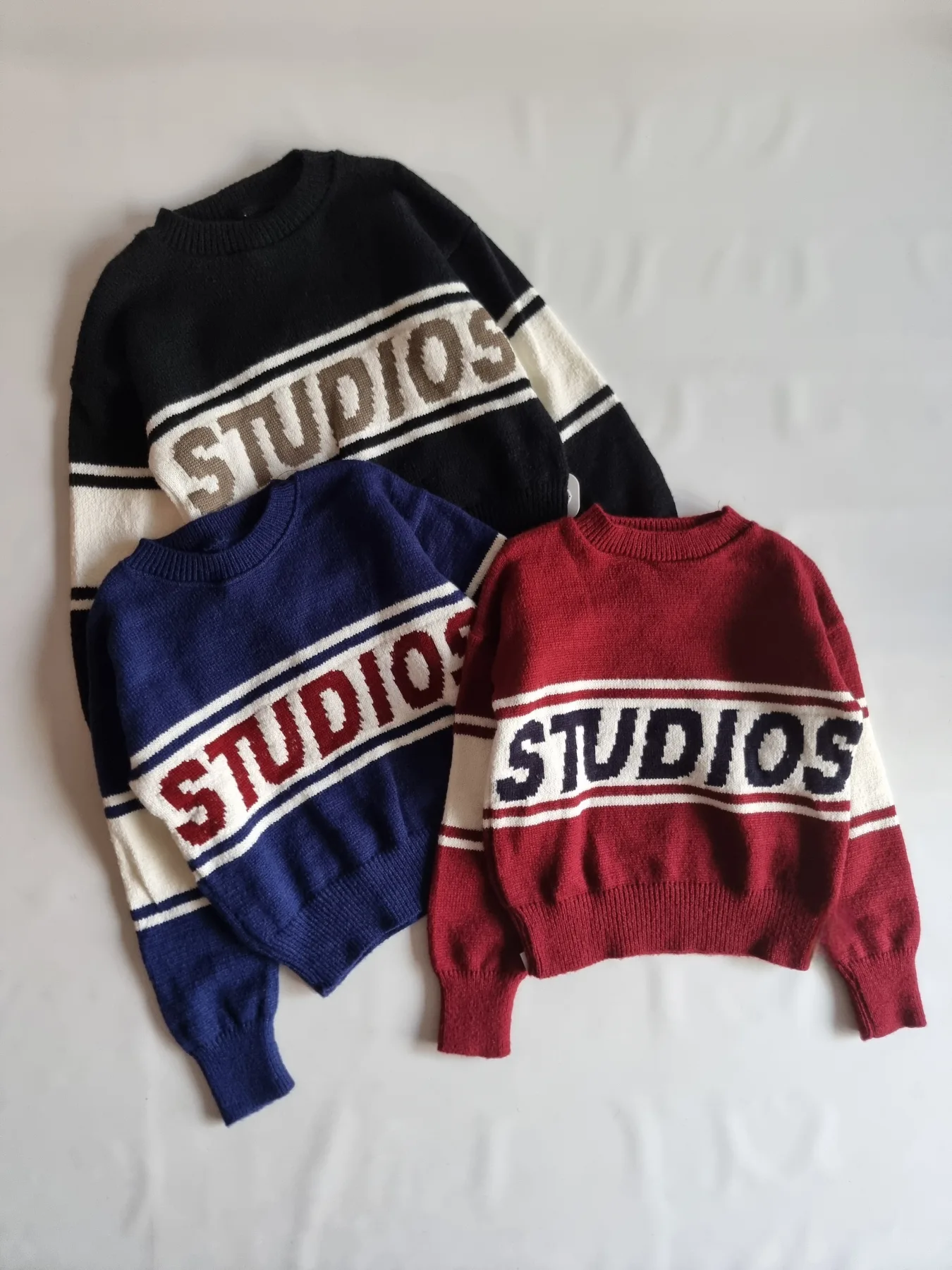 SWEATER STUDIO
