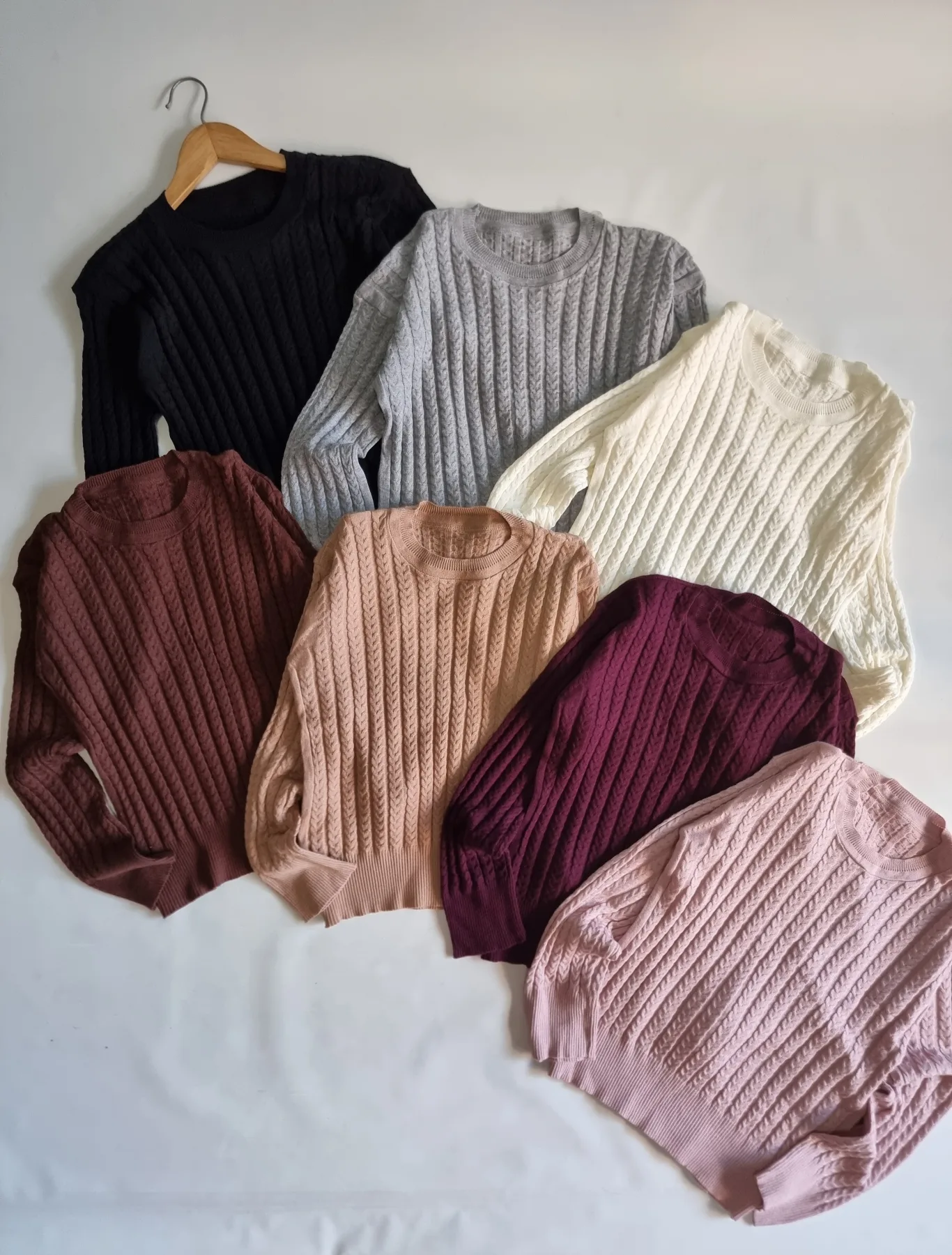 SWEATER CUELLO REDONDO TRENZADO