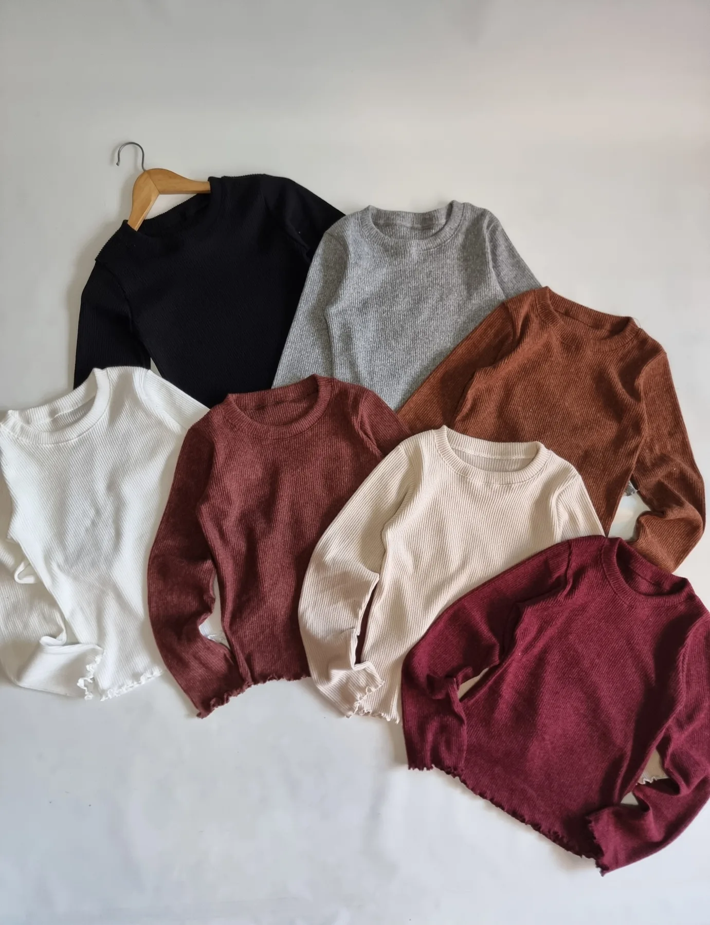 REMERA CUELLO REDONDO MORLEY LANILLA ANCHA