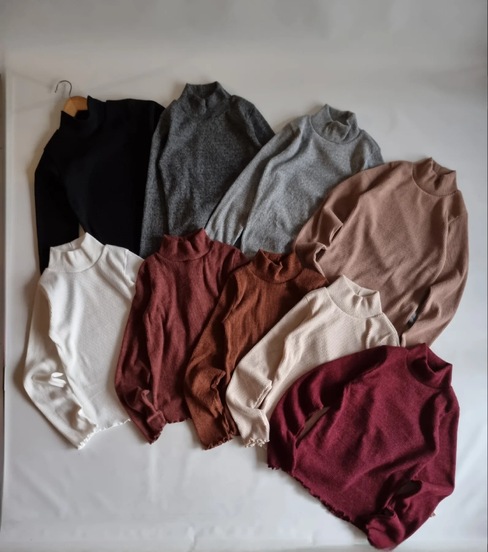 MEDIA POLERA RULETA LANILLA FRIZADA