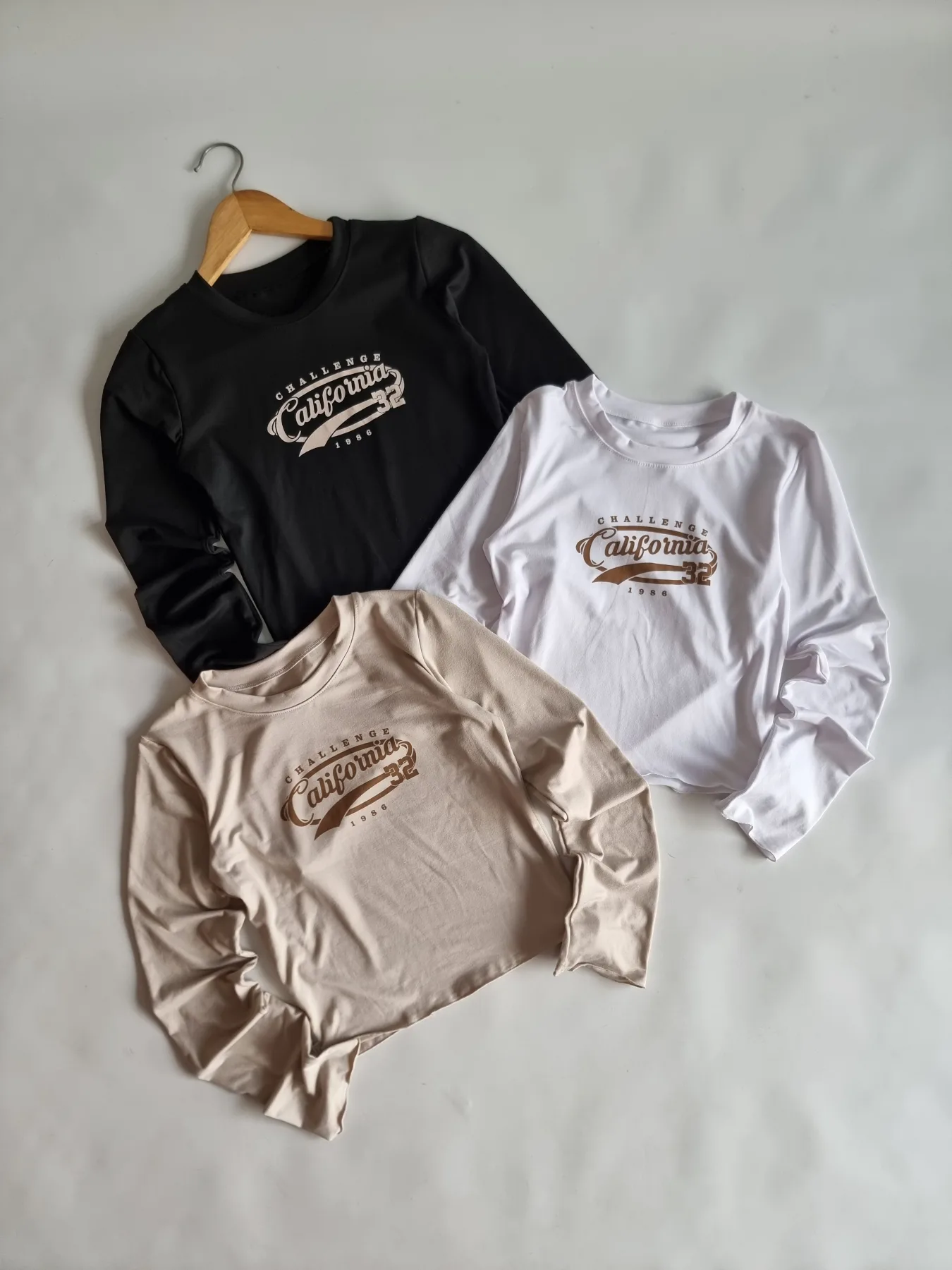 REMERA CALIFORNIA 32