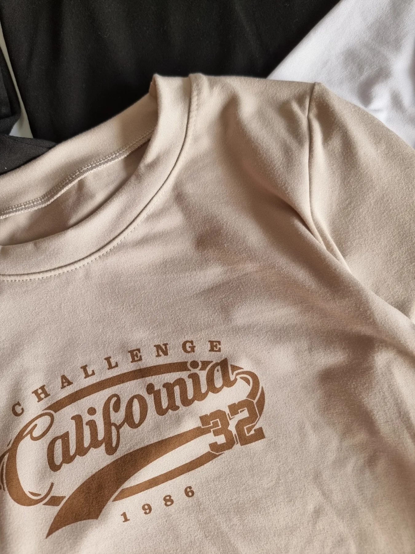 REMERA CALIFORNIA 32 - Image 2