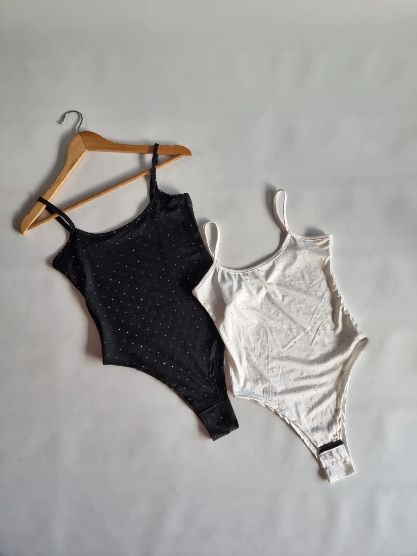 BODY TIRITA MICROFIBRA STRAS