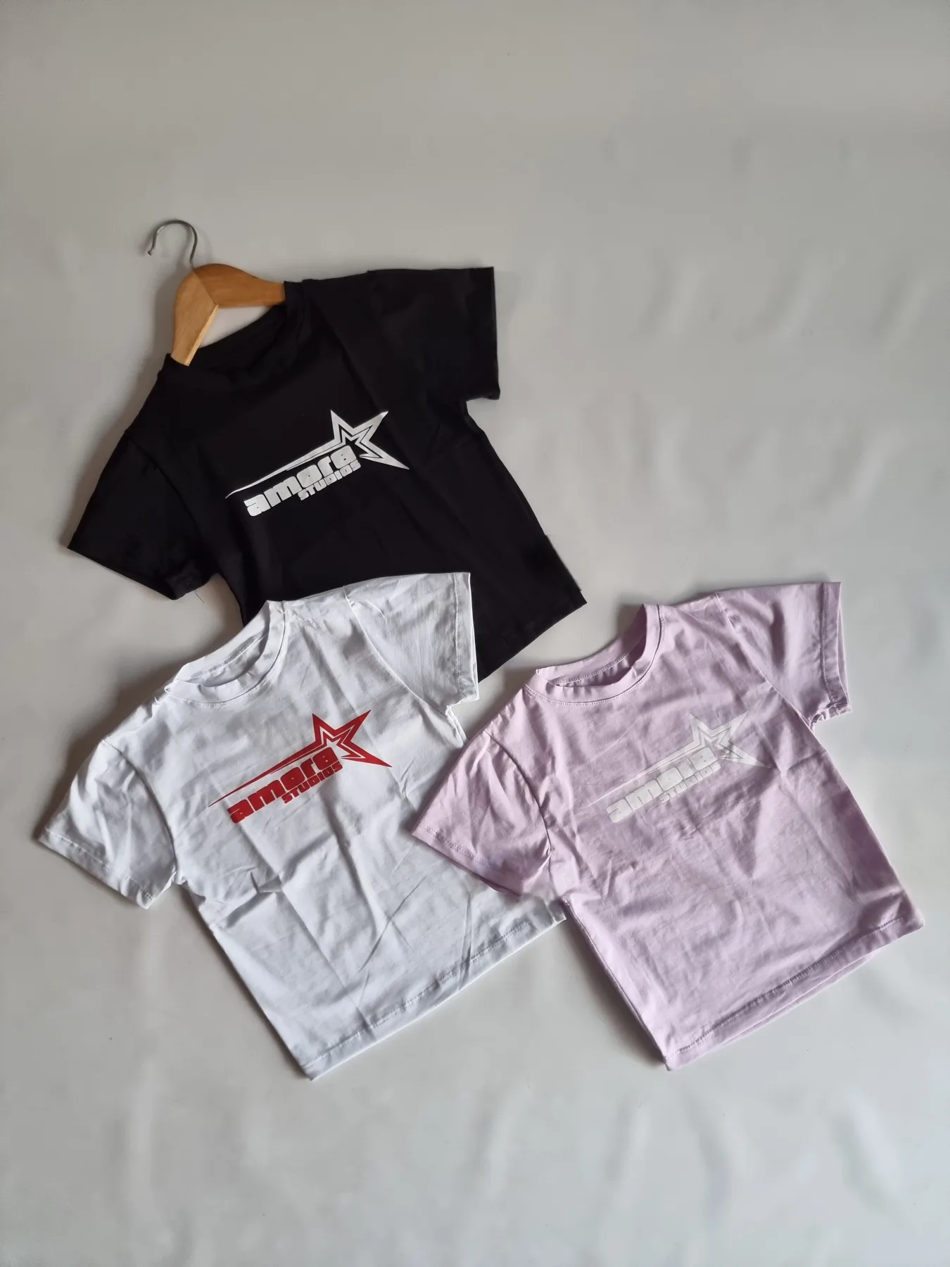 REMERA AMORA