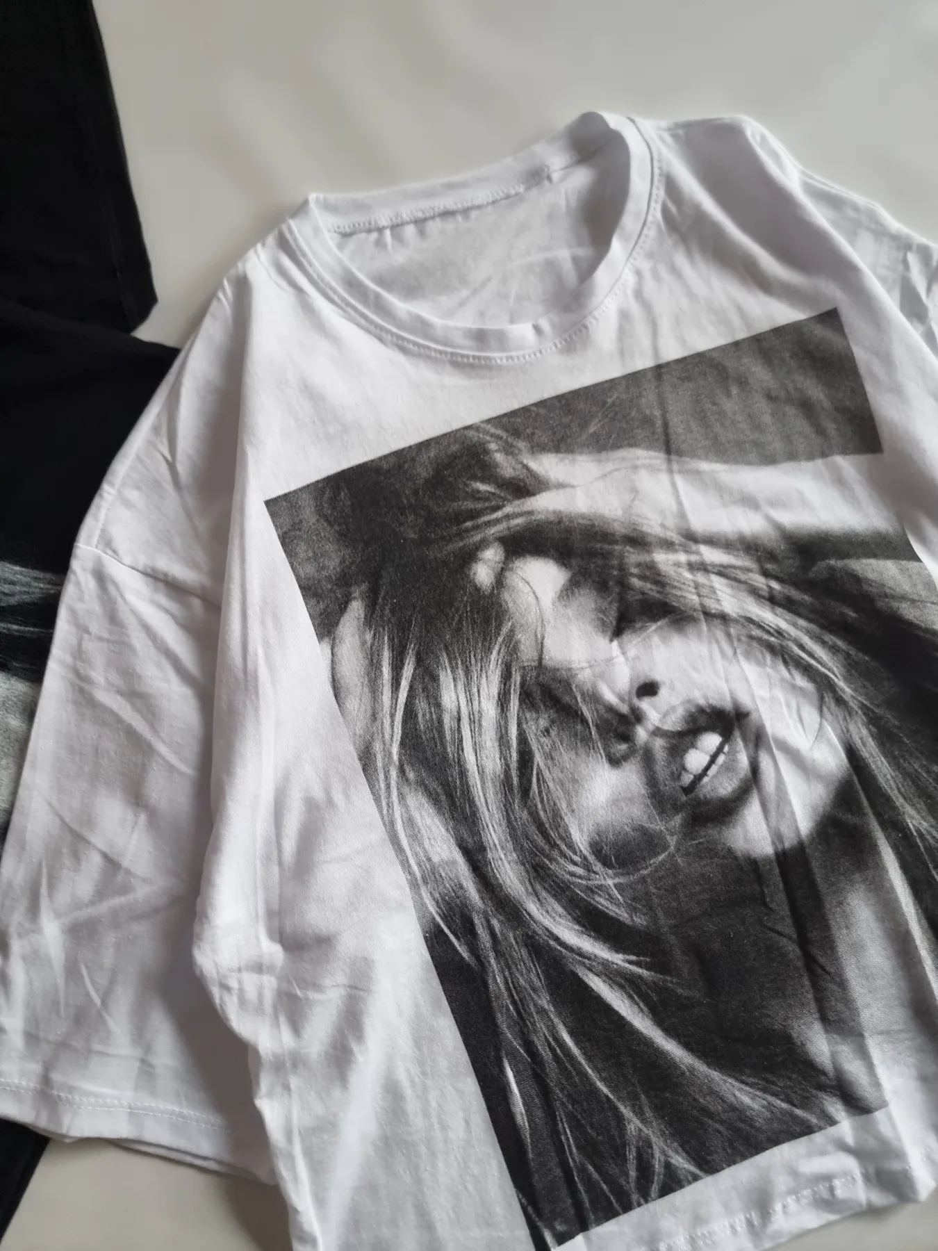 REMERA BOXY SEXY - Imagen 2