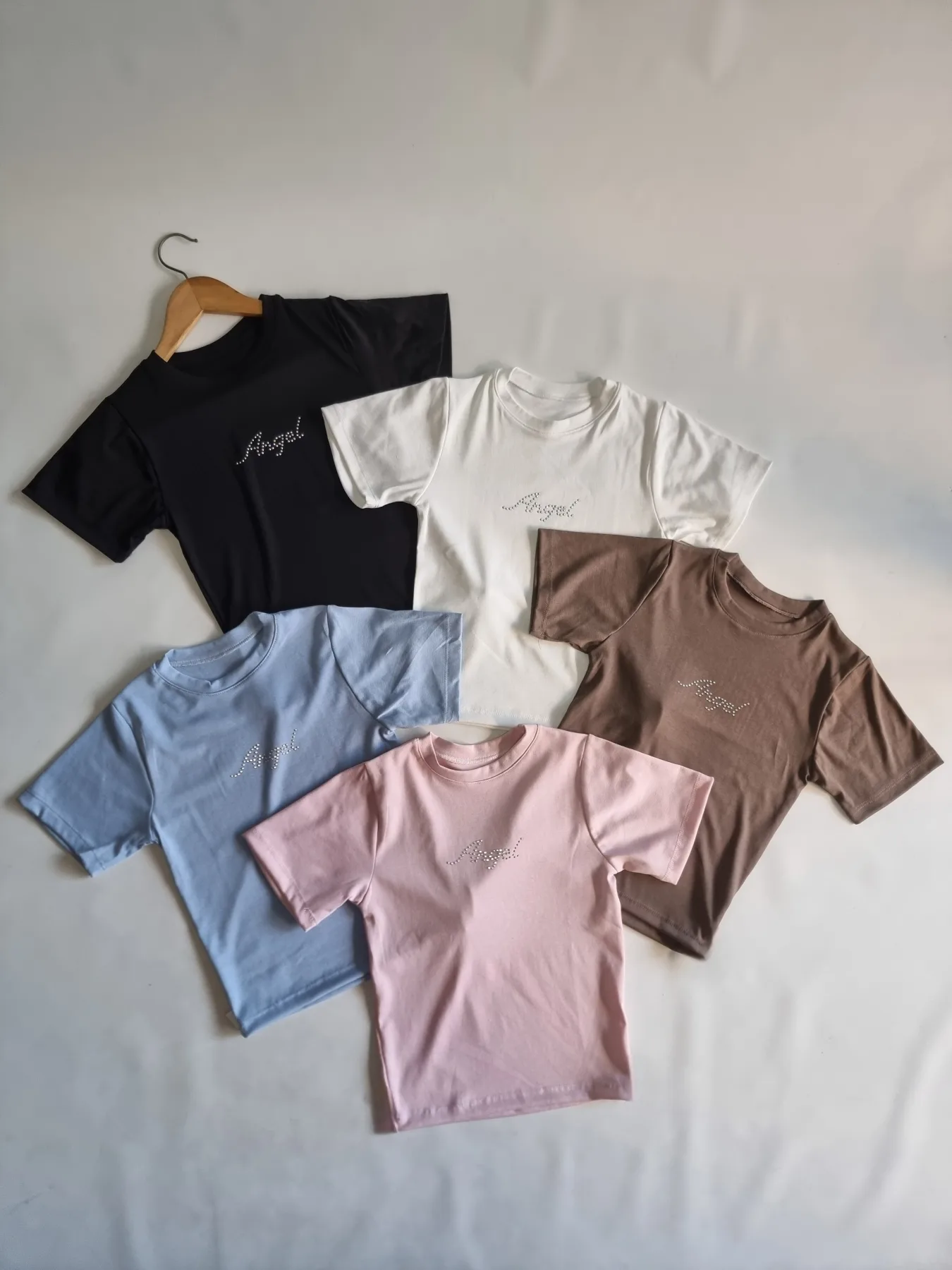 REMERA ANGEL STRAS