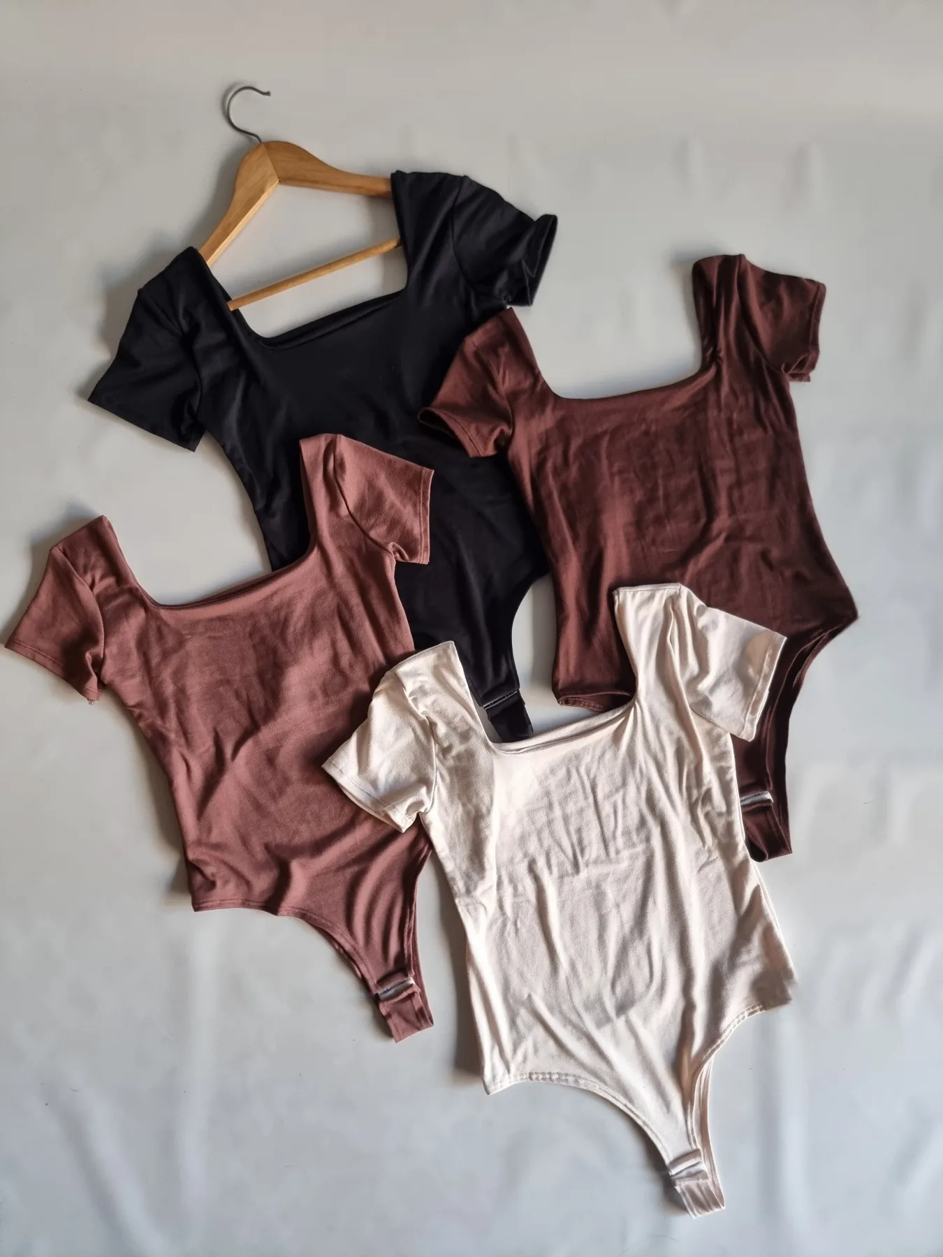 BODY M/CORTA CUELLO CUADRADO M/SOFT