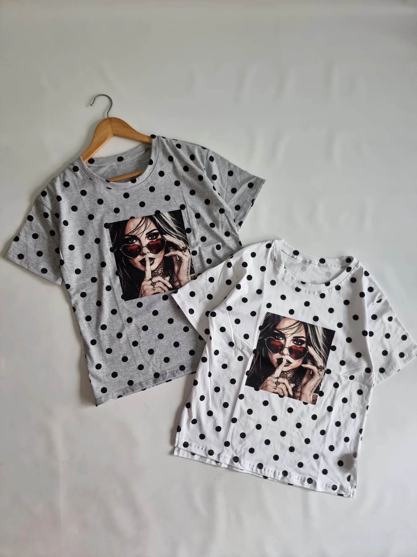 REMERA LUNAR ANTEOJOS DE SOL