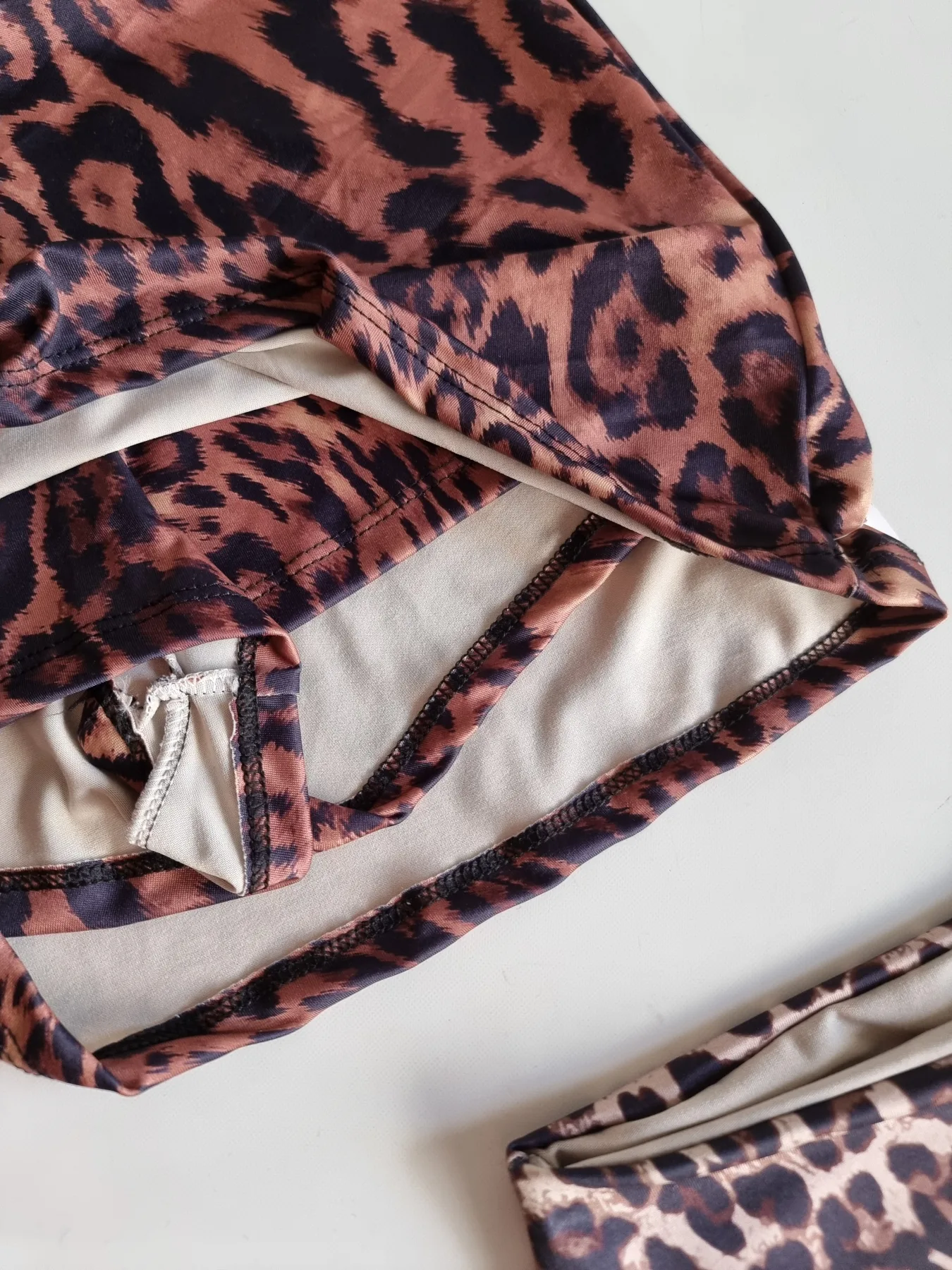SHORT POLLERA ANIMAL PRINT - Imagen 3