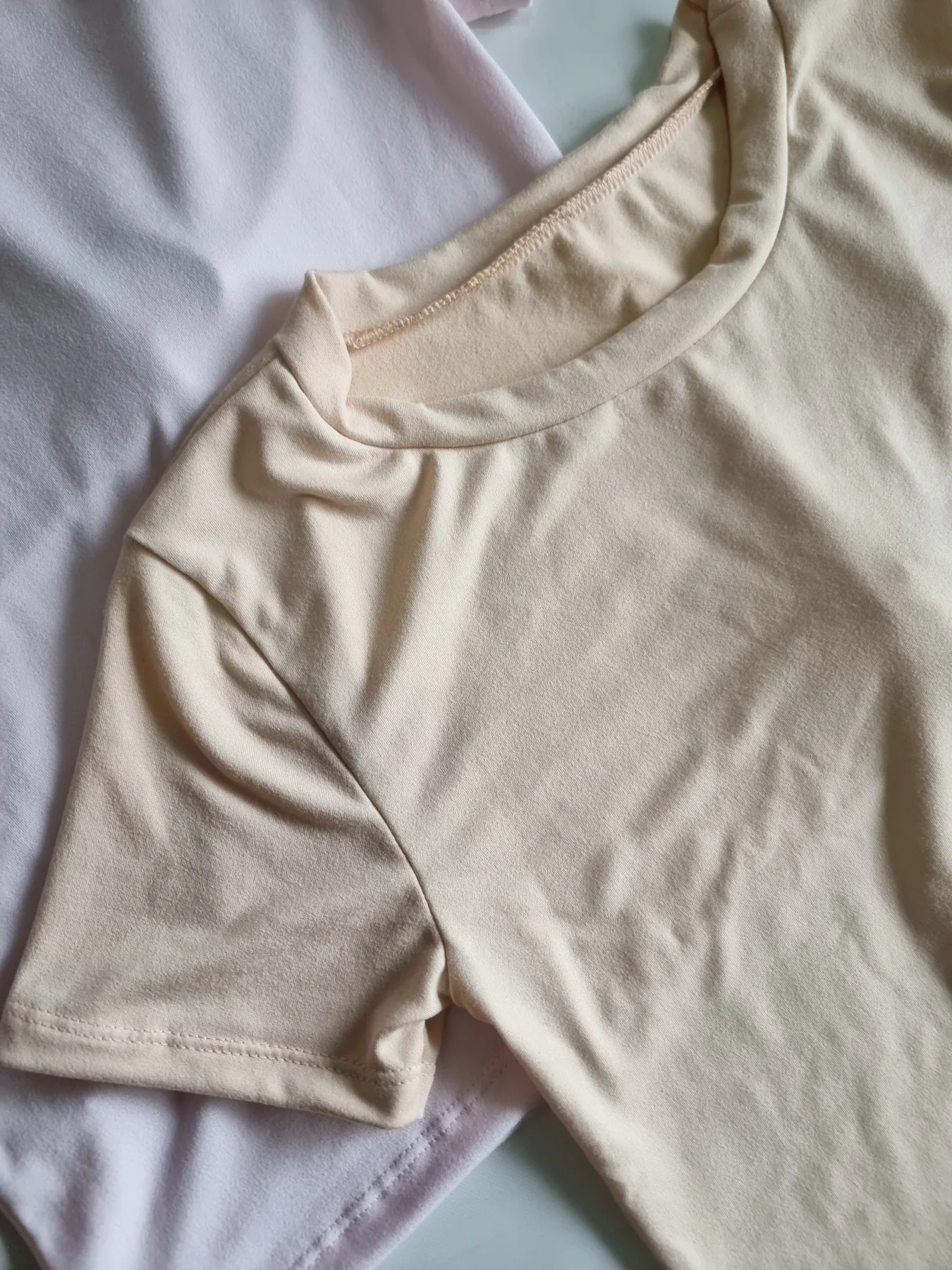 REMERA MODAL SOFT - Imagen 2