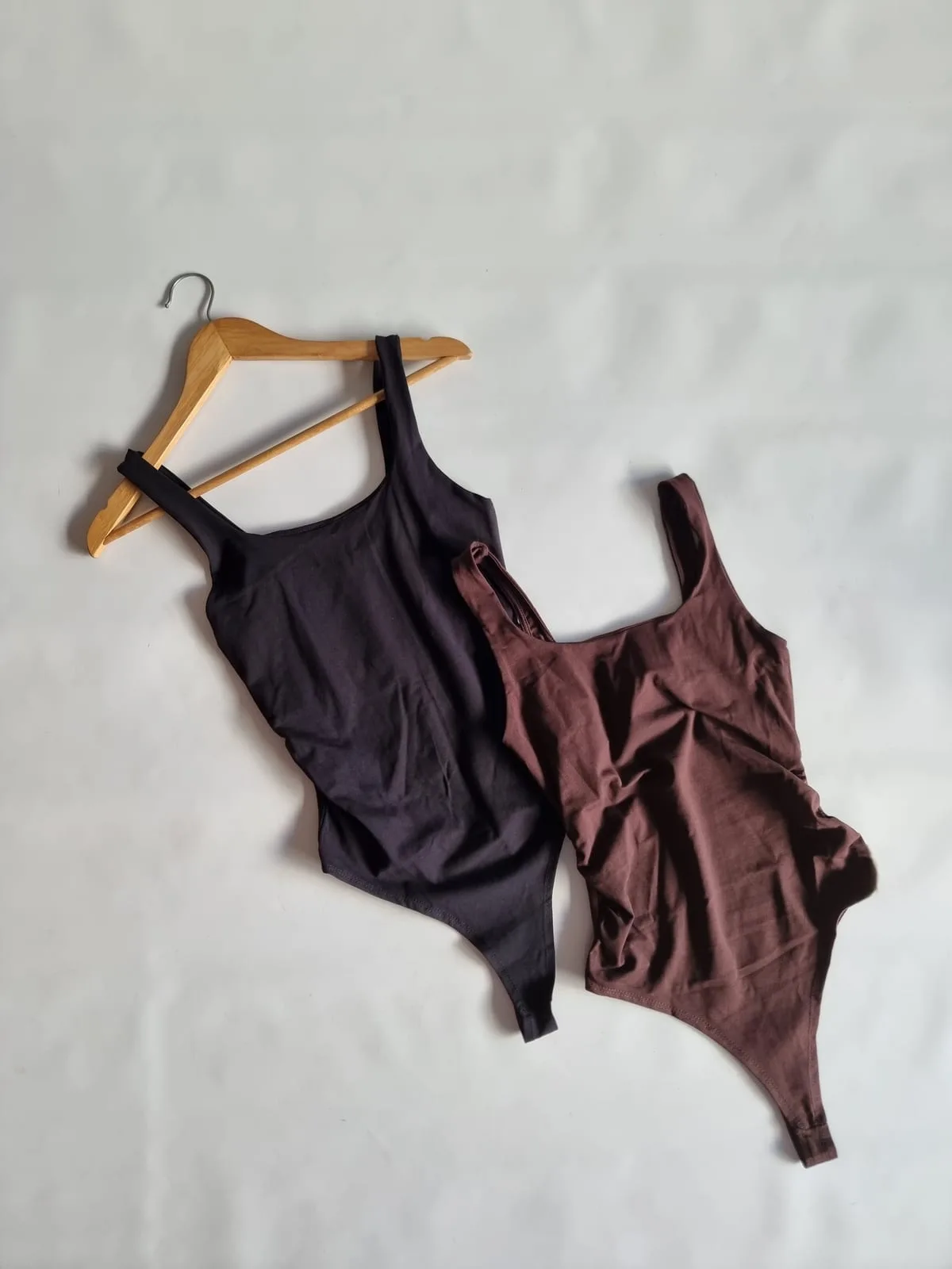 BODY S/MANGA C/CUADRADO ALGODÓN Y LYCRA